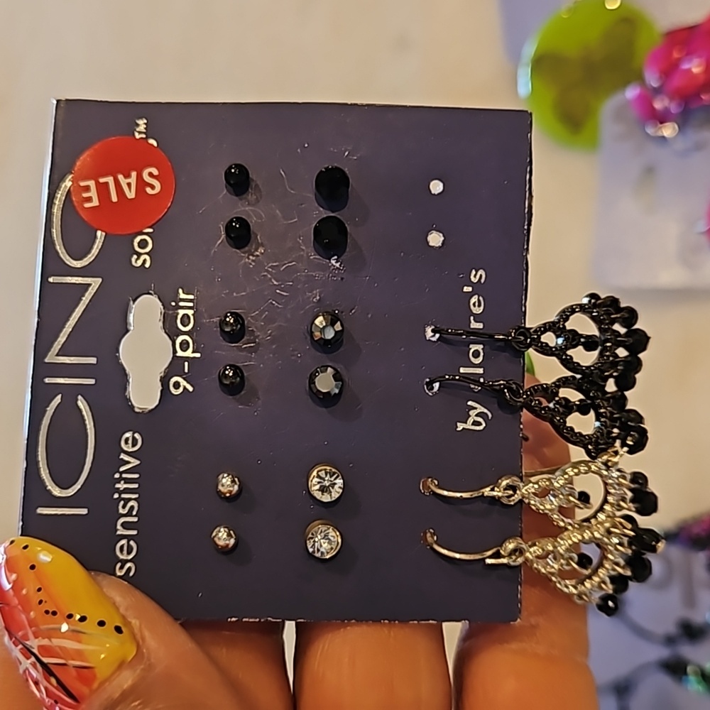 Claire's Earrings Lot of 15 Packs - Picture 9 of 12